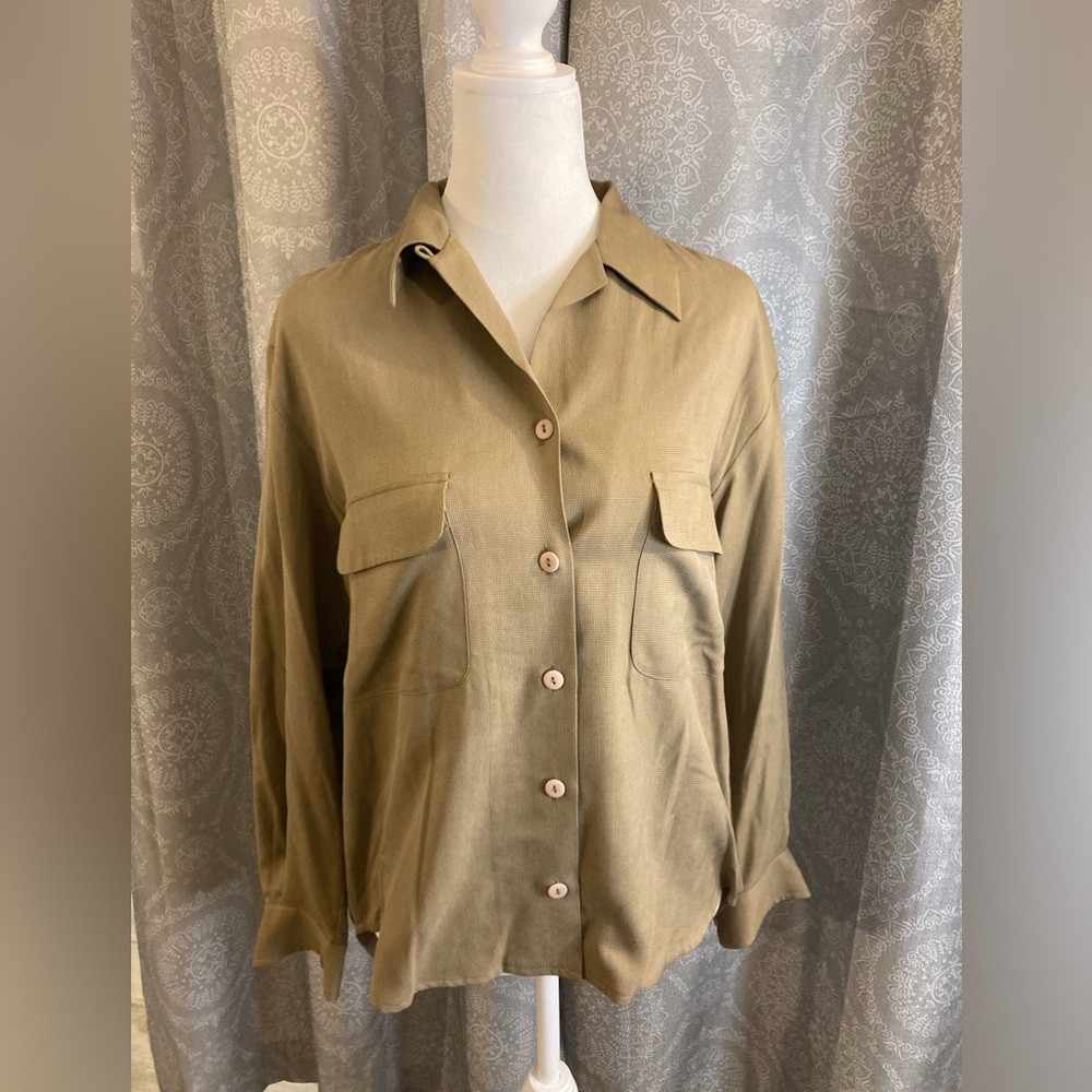 Nordstrom Studion 121 Tan Silk Women’s Button Front Blouse Size XS